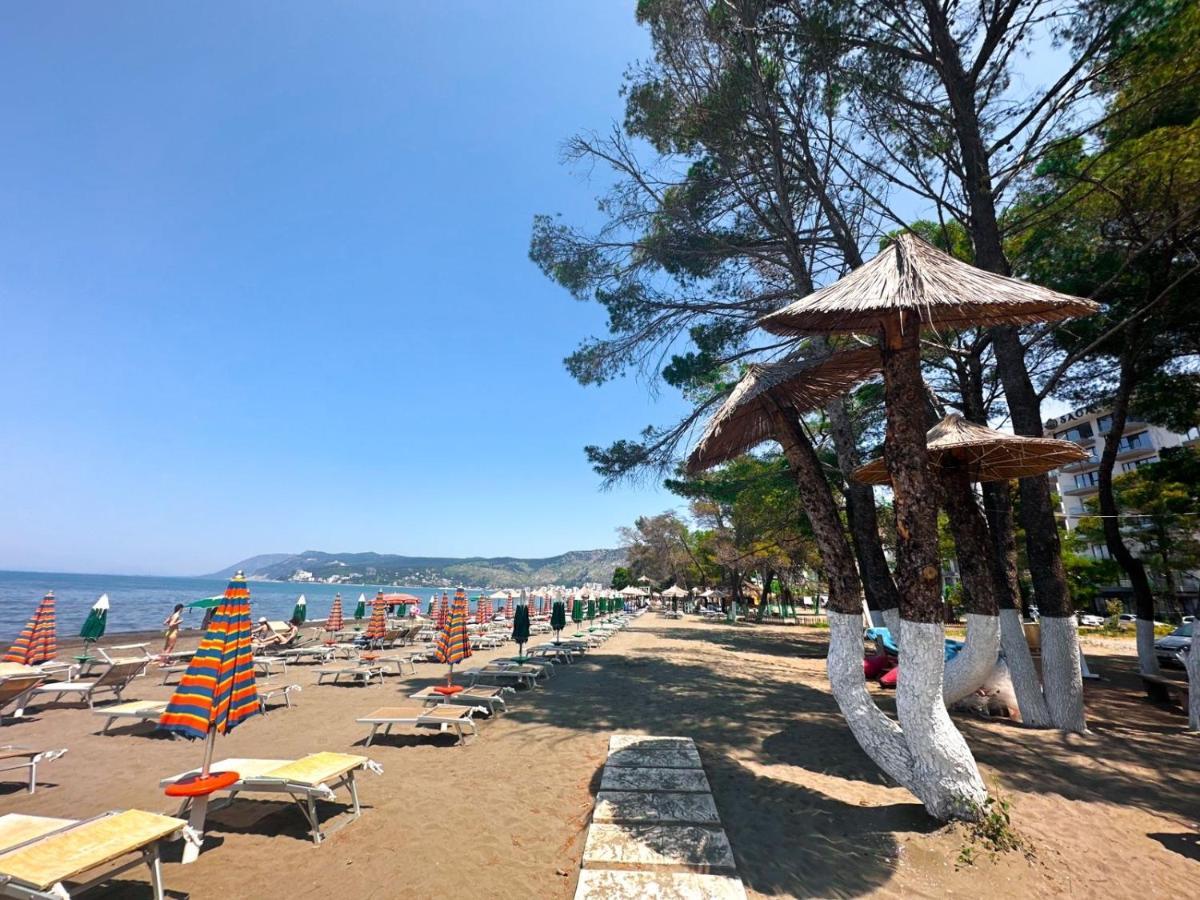 Frojd Kune Resort & Beach Hotel Shëngjin Екстериор снимка