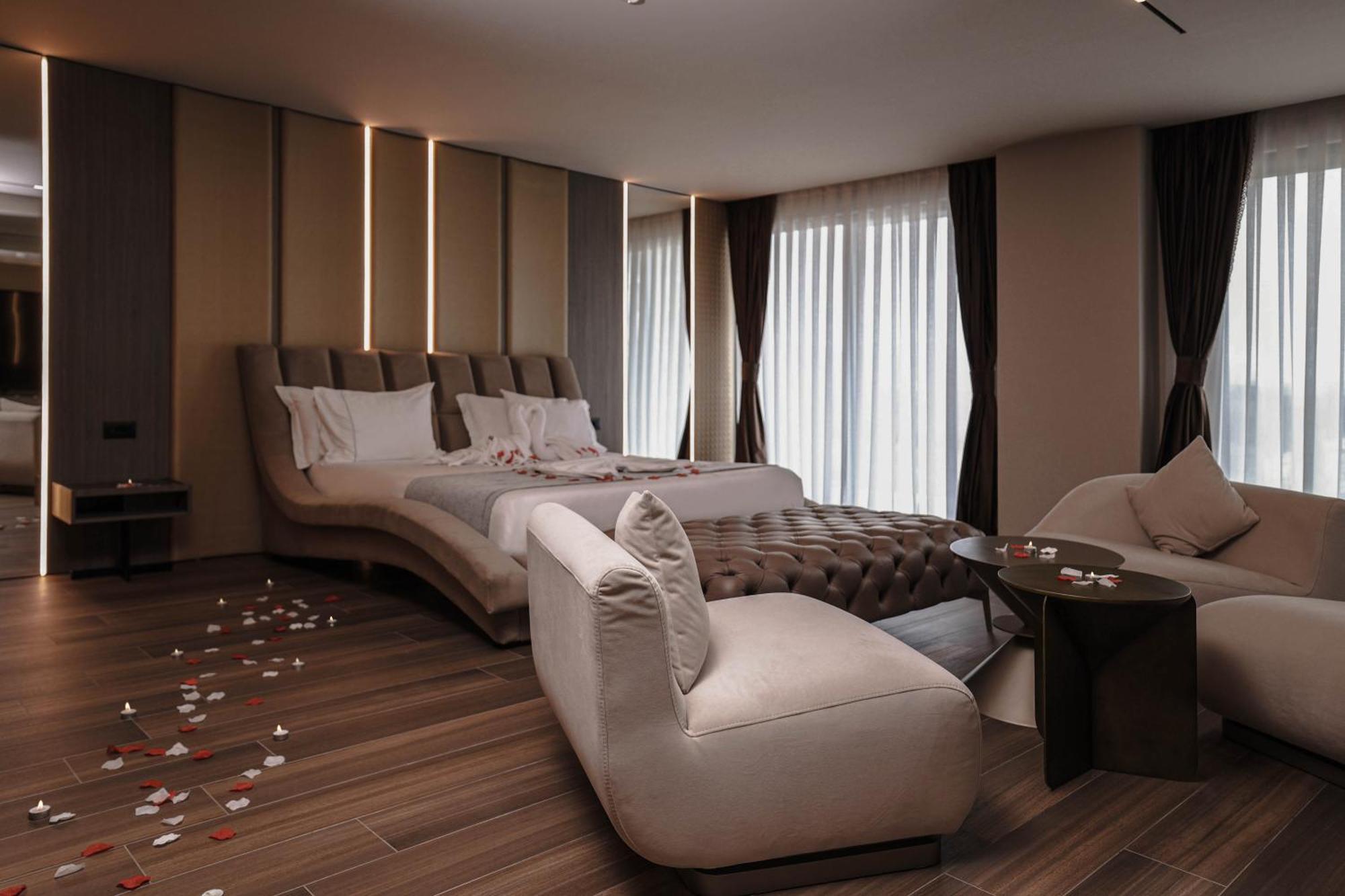 Frojd Kune Resort & Beach Hotel Shëngjin Екстериор снимка